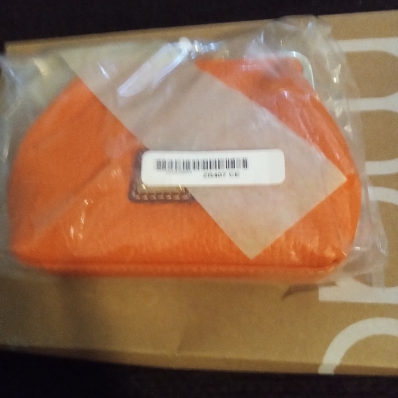 NWT DOONEY AND BOURKE KISSLOCK CLUTCH.....choose one or bundle for discount - Picture 1 of 10